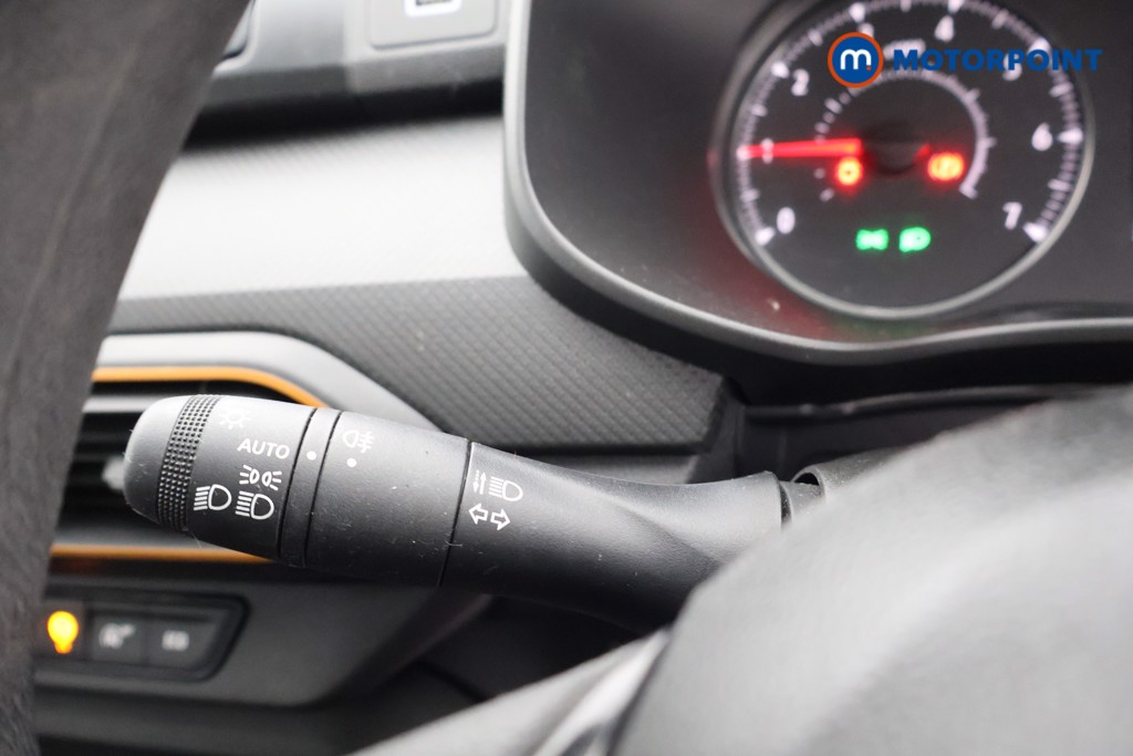 Dacia Sandero Stepway Essential Manual Petrol Hatchback - Stock Number (1606946) - 5th supplementary image