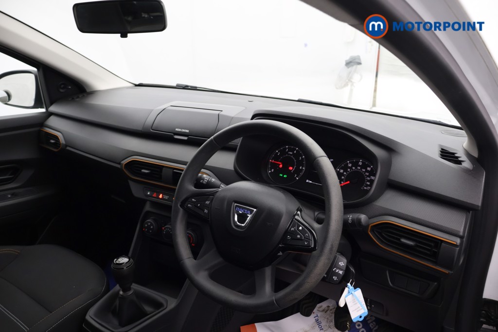 Dacia Sandero Stepway Essential Manual Petrol Hatchback - Stock Number (1606946) - 14th supplementary image