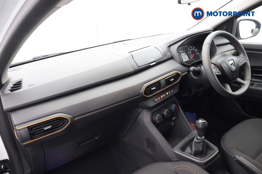 Dacia Sandero Stepway Essential Manual Petrol Hatchback - Stock Number (1606946) - 19th supplementary image