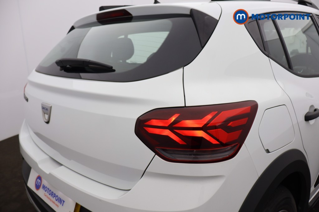 Dacia Sandero Stepway Essential Manual Petrol Hatchback - Stock Number (1606946) - 23rd supplementary image
