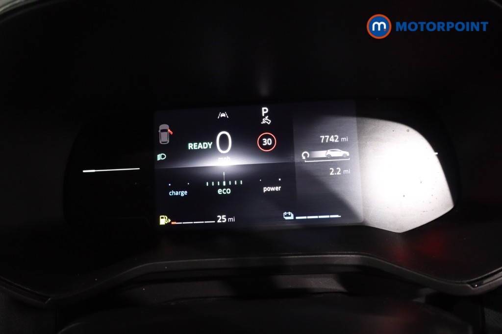 Renault Clio Evolution Automatic Petrol-Electric Hybrid Hatchback - Stock Number (1607029) - 16th supplementary image