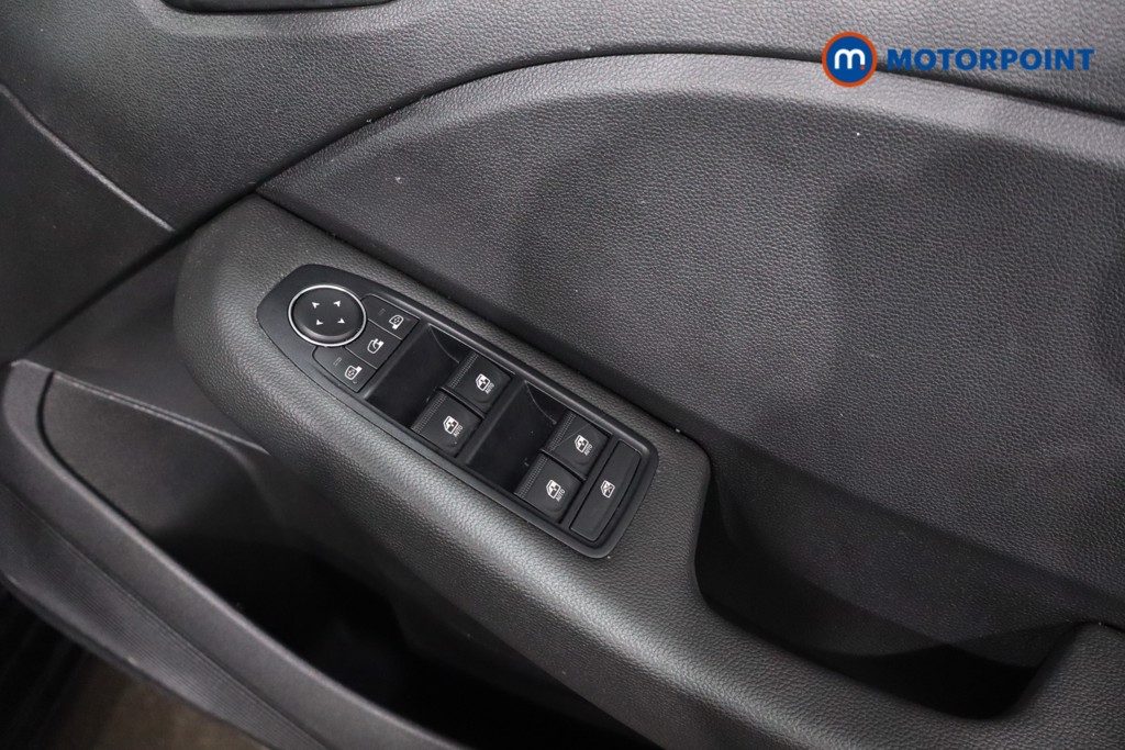 Renault Clio Evolution Automatic Petrol-Electric Hybrid Hatchback - Stock Number (1607029) - 23rd supplementary image