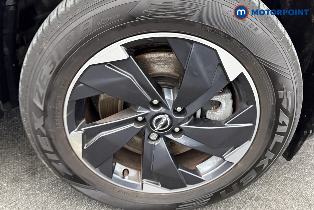 Nissan X-Trail N-Connecta Automatic Petrol-Electric Hybrid SUV - Stock Number (1607337) - 33rd supplementary image