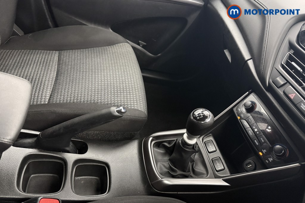 Suzuki S-Cross Motion Manual Petrol SUV - Stock Number (1588663) - 18th supplementary image
