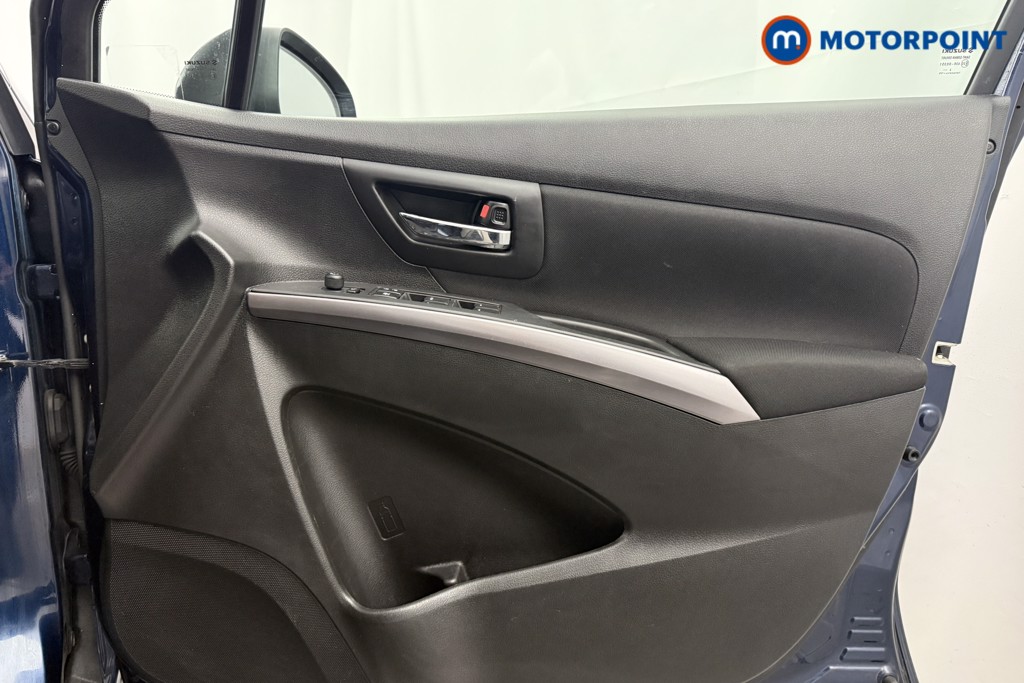 Suzuki S-Cross Motion Manual Petrol SUV - Stock Number (1588663) - 20th supplementary image