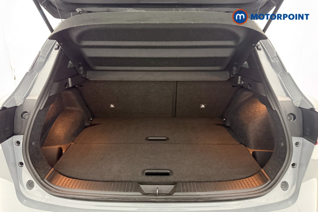 Nissan Qashqai N-Connecta Manual Petrol SUV - Stock Number (1590000) - 9th supplementary image