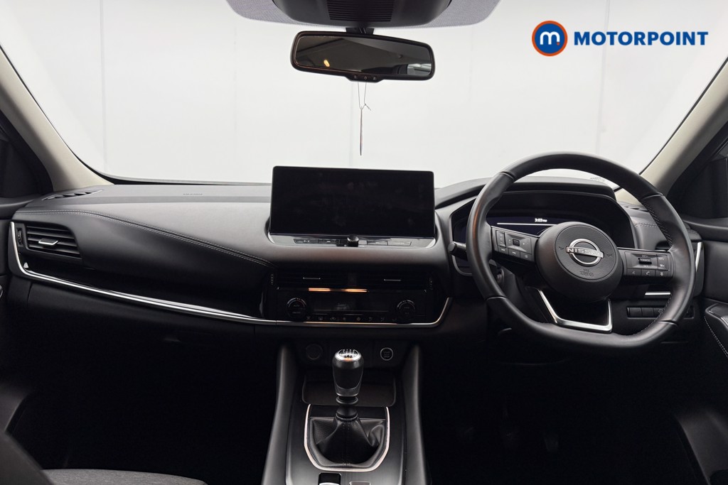 Nissan Qashqai N-Connecta Manual Petrol SUV - Stock Number (1590000) - 16th supplementary image