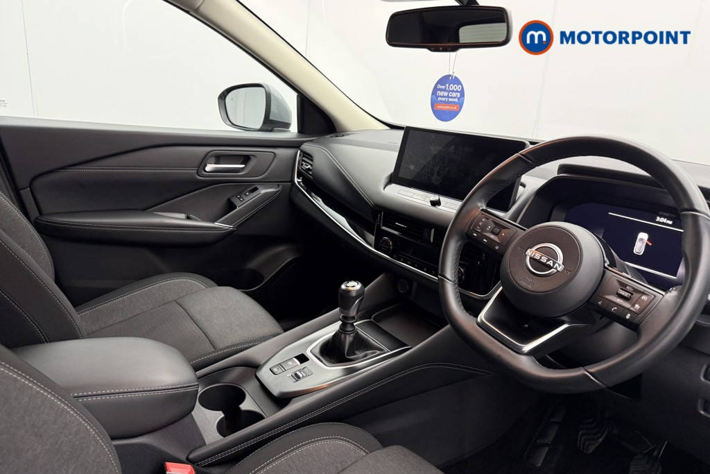 Nissan Qashqai N-Connecta Manual Petrol SUV - Stock Number (1590000) - 20th supplementary image