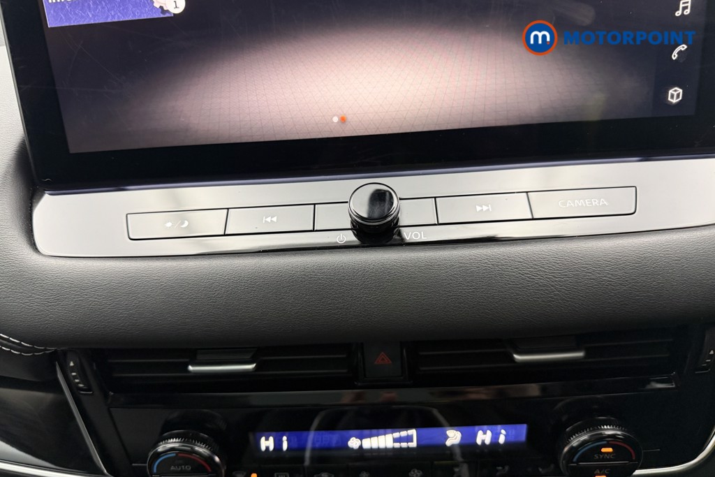 Nissan Qashqai N-Connecta Manual Petrol SUV - Stock Number (1590000) - 32nd supplementary image