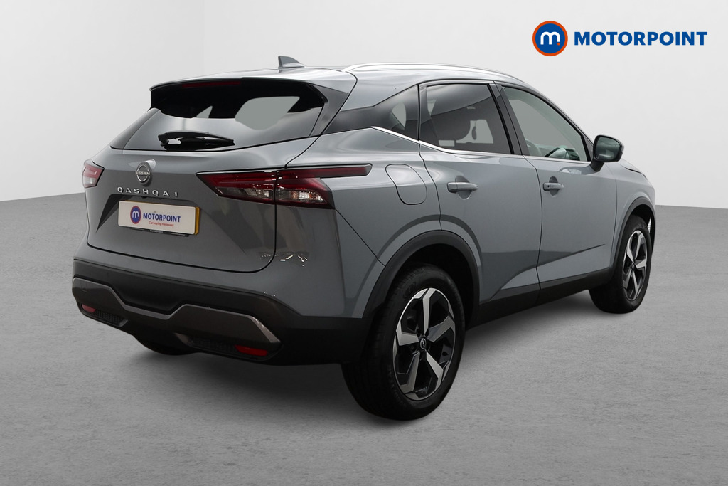 Nissan Qashqai N-Connecta Manual Petrol SUV - Stock Number (1590000) - Drivers side rear corner