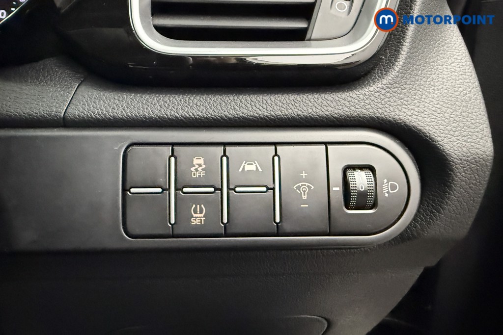 KIA Ceed 3 Automatic Petrol Hatchback - Stock Number (1590159) - 14th supplementary image