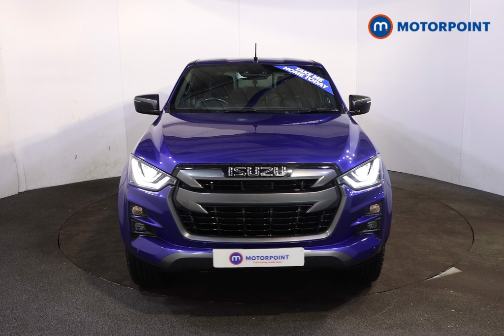 Isuzu D-Max V-Cross Manual Diesel Double Cab Pick-Up - Stock Number (1591073) - Front bumper