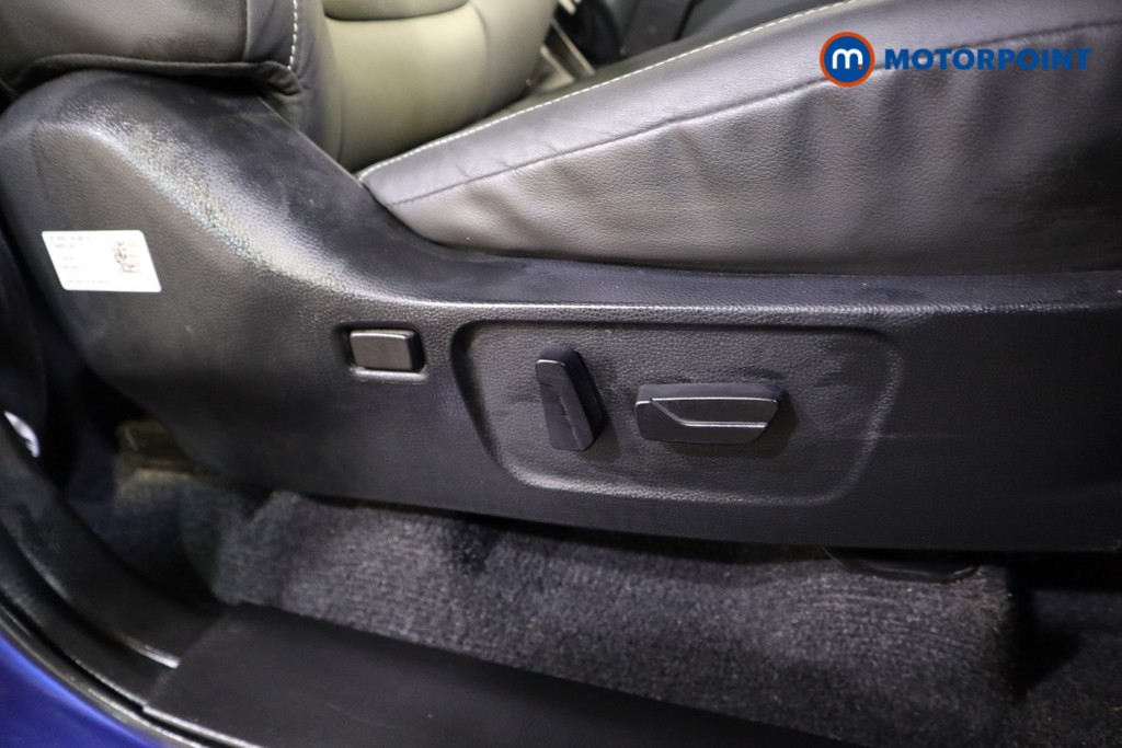 Isuzu D-Max V-Cross Manual Diesel Double Cab Pick-Up - Stock Number (1591073) - 13th supplementary image