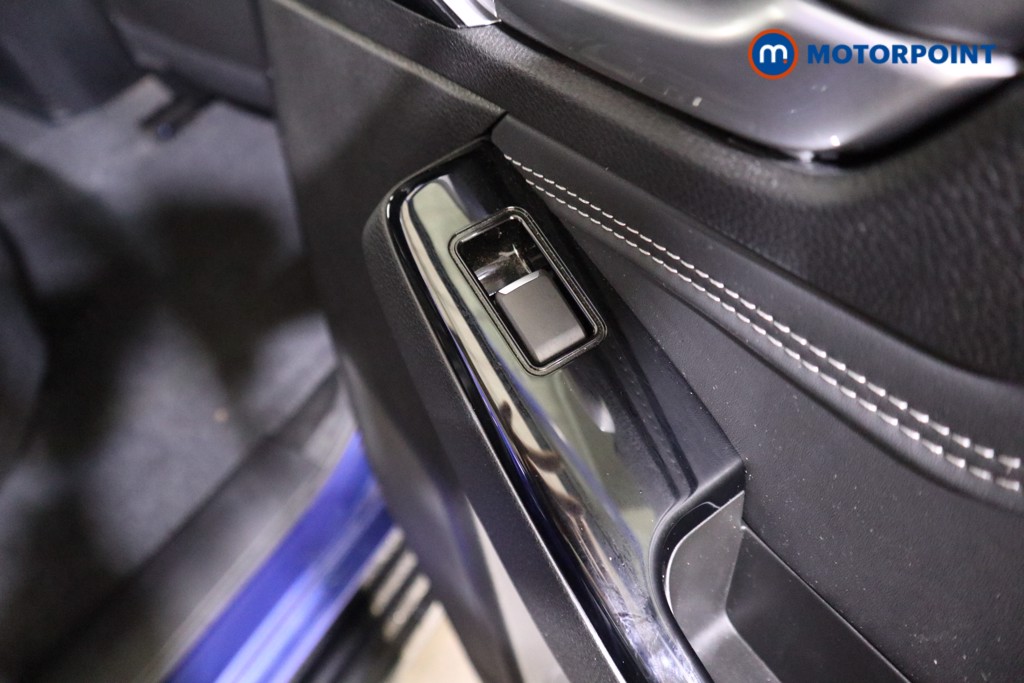 Isuzu D-Max V-Cross Manual Diesel Double Cab Pick-Up - Stock Number (1591073) - 16th supplementary image