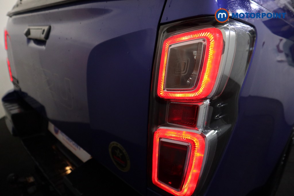 Isuzu D-Max V-Cross Manual Diesel Double Cab Pick-Up - Stock Number (1591073) - 26th supplementary image