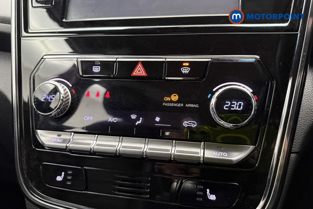 Ssangyong Tivoli Ultimate Manual Diesel SUV - Stock Number (1591440) - 15th supplementary image