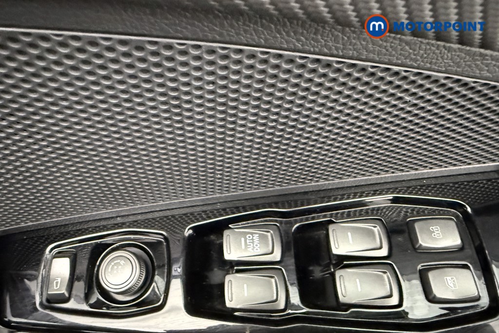 Ssangyong Tivoli Ultimate Manual Diesel SUV - Stock Number (1591440) - 18th supplementary image