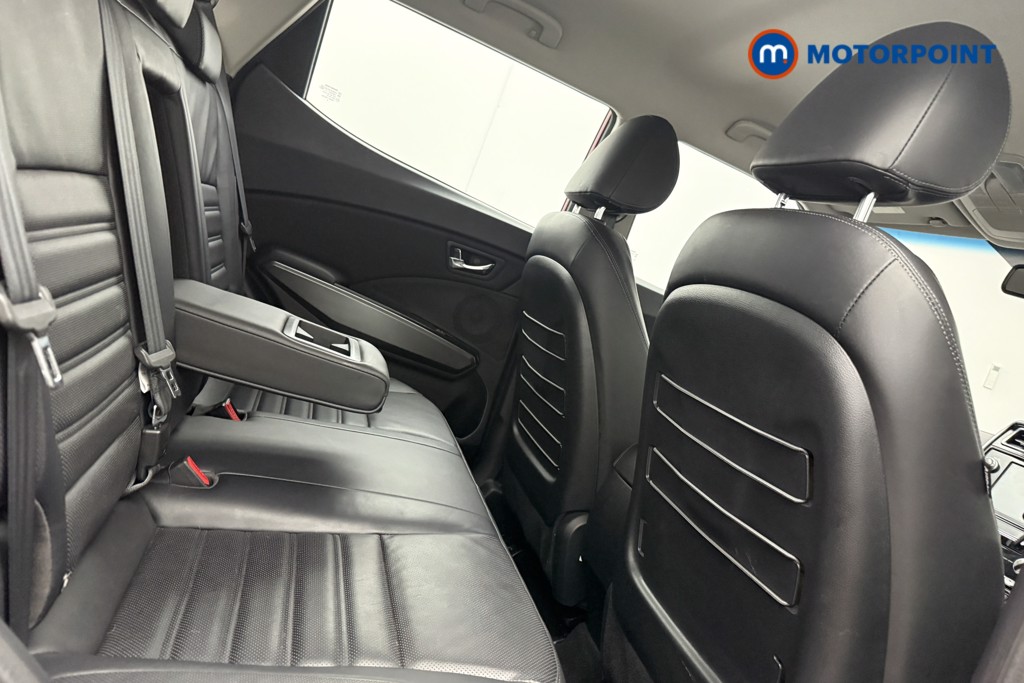 Ssangyong Tivoli Ultimate Manual Diesel SUV - Stock Number (1591440) - 19th supplementary image