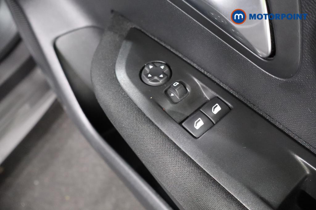 Peugeot 208 Active Manual Petrol Hatchback - Stock Number (1592699) - 14th supplementary image