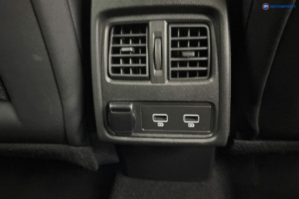 Renault Captur Techno Automatic Petrol-Electric Hybrid SUV - Stock Number (1596809) - 16th supplementary image