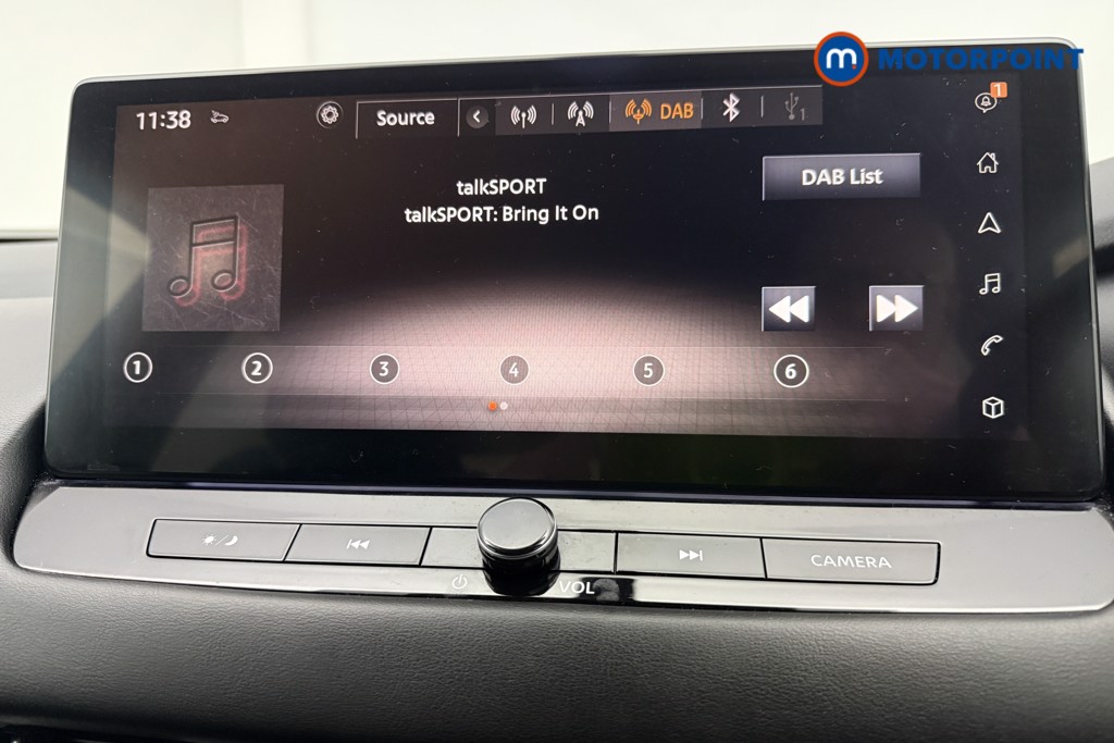 Nissan Qashqai N-Connecta Automatic Petrol-Electric Hybrid SUV - Stock Number (1597314) - 4th supplementary image