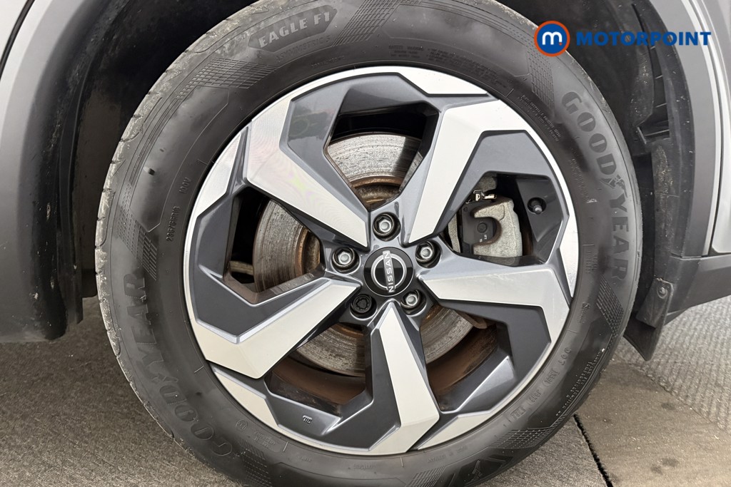 Nissan Qashqai N-Connecta Automatic Petrol-Electric Hybrid SUV - Stock Number (1597314) - 11th supplementary image