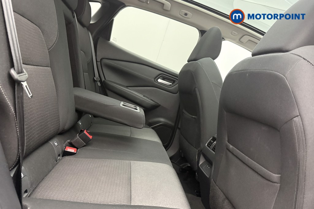 Nissan Qashqai N-Connecta Automatic Petrol-Electric Hybrid SUV - Stock Number (1597314) - 19th supplementary image