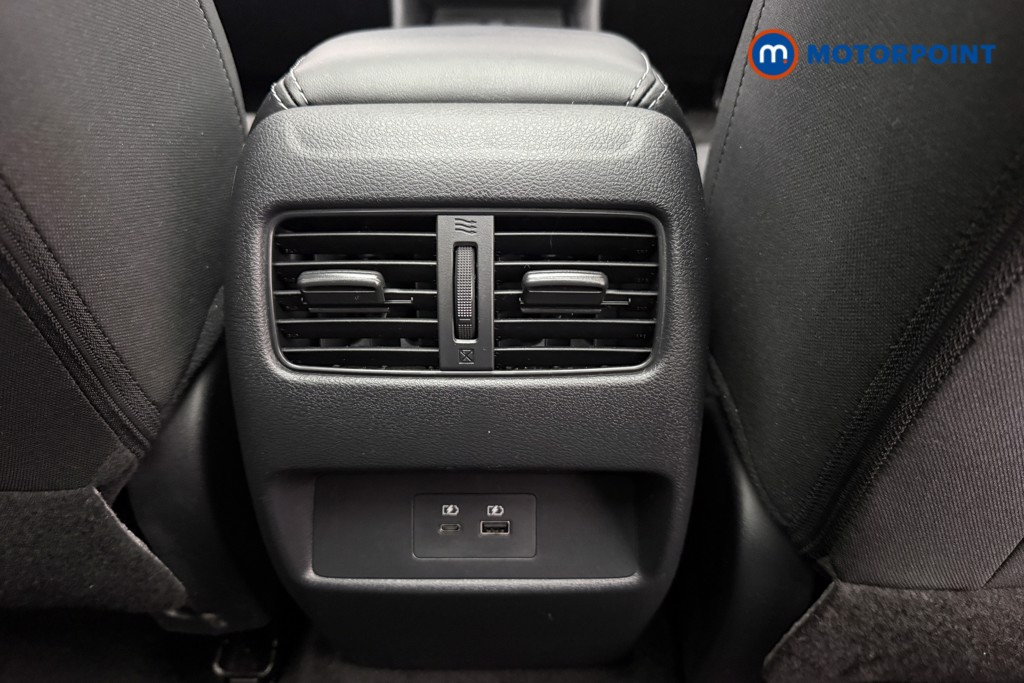 Nissan Qashqai N-Connecta Automatic Petrol-Electric Hybrid SUV - Stock Number (1597314) - 20th supplementary image