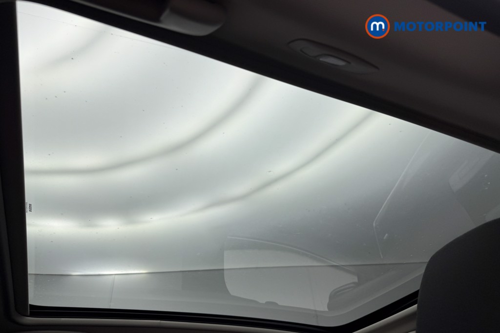 Nissan Qashqai N-Connecta Automatic Petrol-Electric Hybrid SUV - Stock Number (1597314) - 21st supplementary image