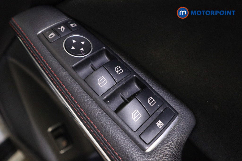 Mercedes-Benz GLA Amg Line Automatic Diesel SUV - Stock Number (1598410) - 12th supplementary image