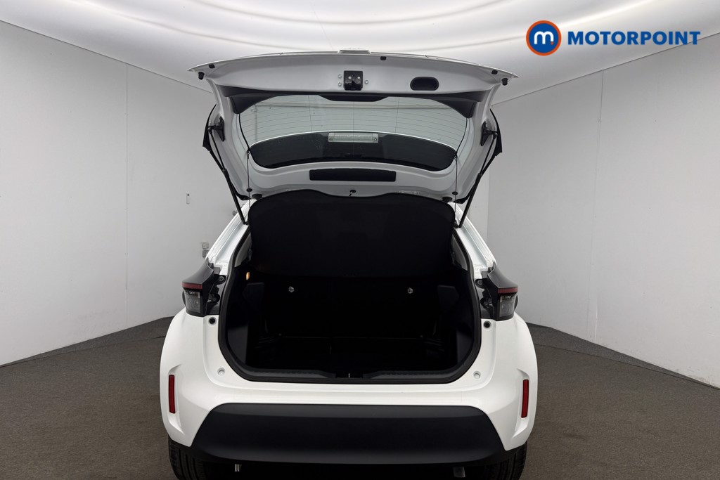 Toyota Yaris Cross Icon Automatic Petrol-Electric Hybrid Estate - Stock Number (1598754) - 19th supplementary image