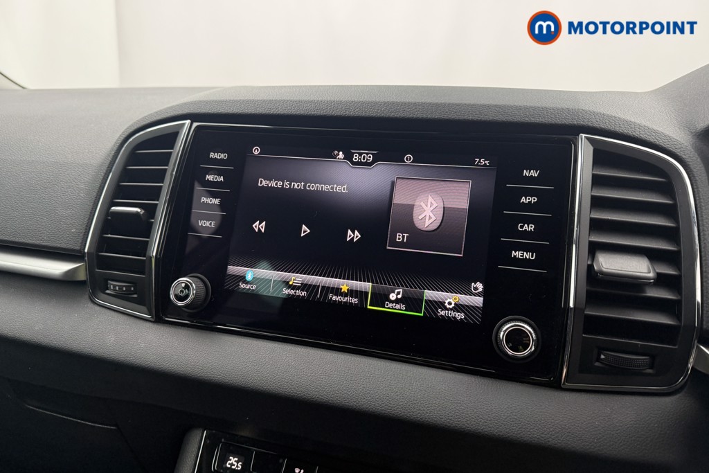 Skoda Karoq Se Drive Manual Petrol SUV - Stock Number (1599357) - 7th supplementary image