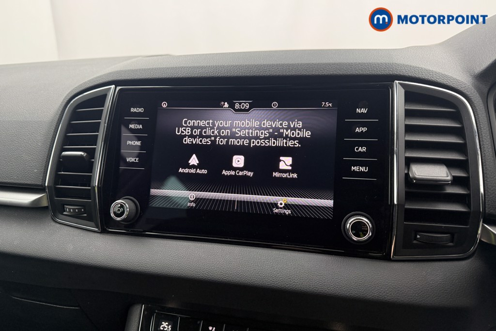 Skoda Karoq Se Drive Manual Petrol SUV - Stock Number (1599357) - 10th supplementary image