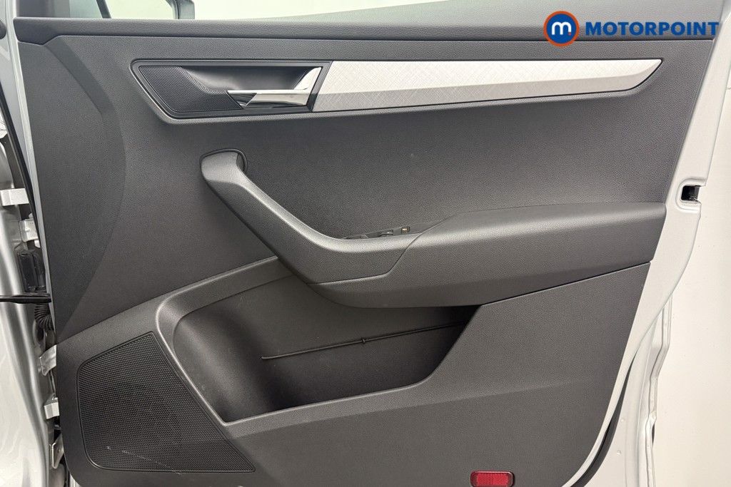 Skoda Karoq Se Drive Manual Petrol SUV - Stock Number (1599357) - 18th supplementary image