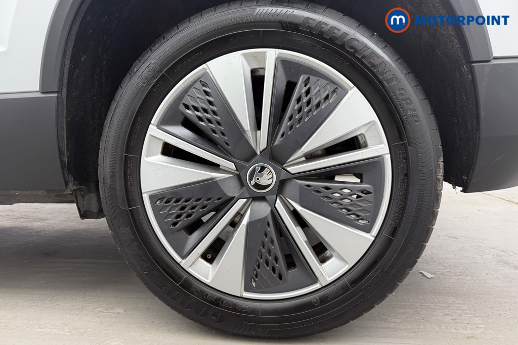 Skoda Karoq Se Drive Manual Petrol SUV - Stock Number (1599357) - 31st supplementary image