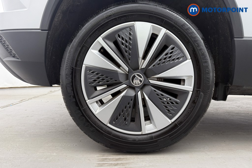 Skoda Karoq Se Drive Manual Petrol SUV - Stock Number (1599357) - 32nd supplementary image