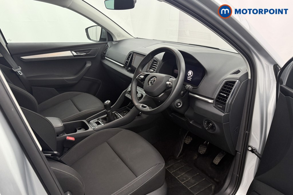 Skoda Karoq Se Drive Manual Petrol SUV - Stock Number (1599357) - 1st supplementary image