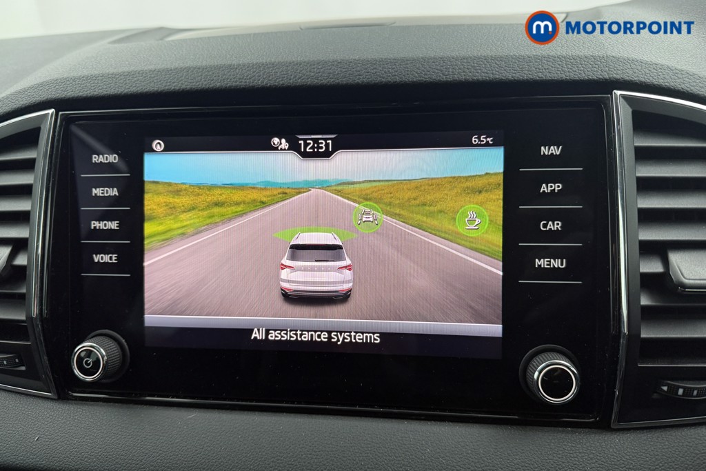 Skoda Karoq Se Drive Manual Petrol SUV - Stock Number (1599368) - 11th supplementary image