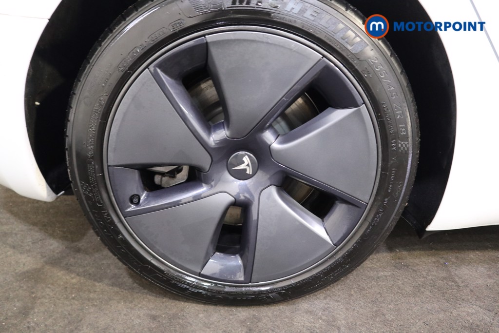 Tesla Model 3 Long Range Automatic Electric Saloon - Stock Number (1599540) - 16th supplementary image