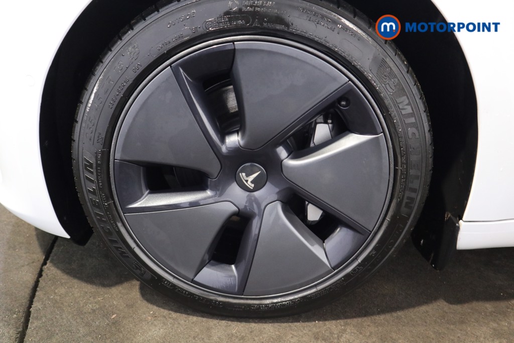 Tesla Model 3 Long Range Automatic Electric Saloon - Stock Number (1599540) - 18th supplementary image
