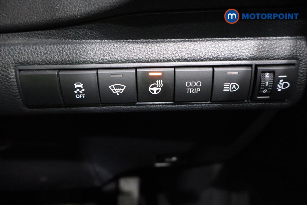 Toyota Corolla Icon Automatic Petrol-Electric Hybrid Estate - Stock Number (1600026) - 14th supplementary image