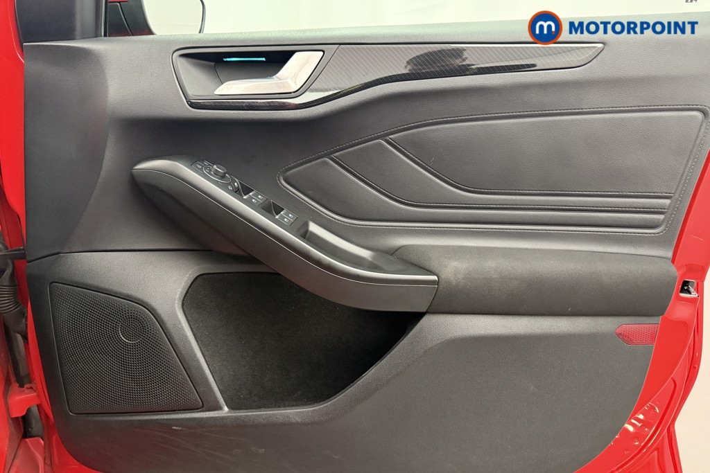 Ford Focus St-Line X Manual Petrol Estate - Stock Number (1600412) - 17th supplementary image