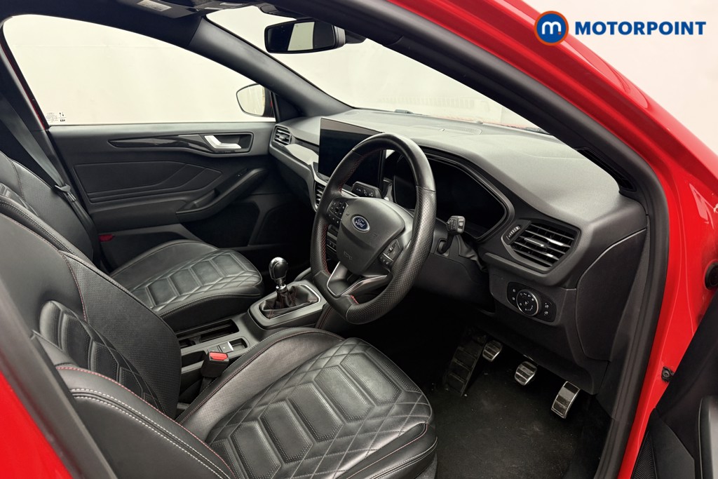 Ford Focus St-Line X Manual Petrol Estate - Stock Number (1600412) - 1st supplementary image