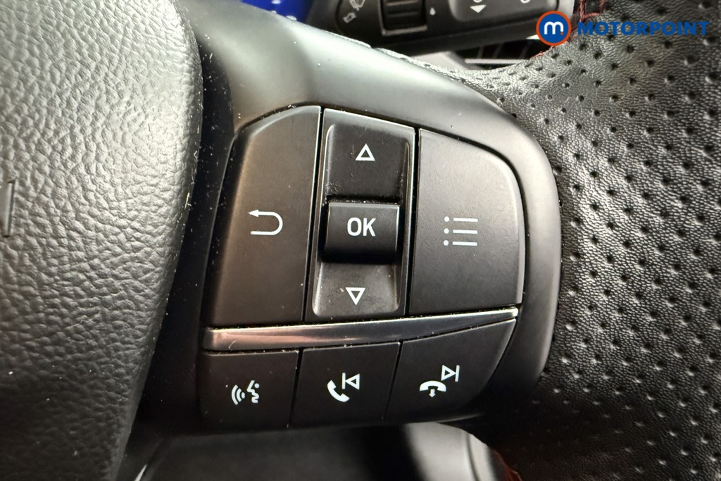 Ford Focus St-Line X Manual Petrol Hatchback - Stock Number (1600422) - 5th supplementary image