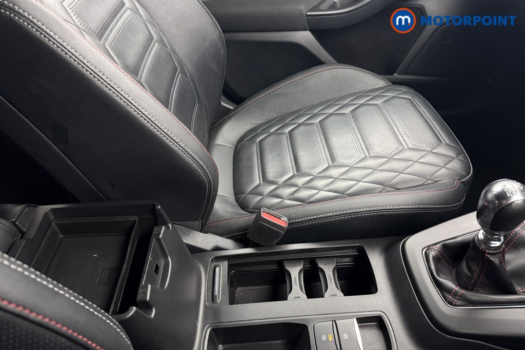 Ford Focus St-Line X Manual Petrol Hatchback - Stock Number (1600422) - 18th supplementary image