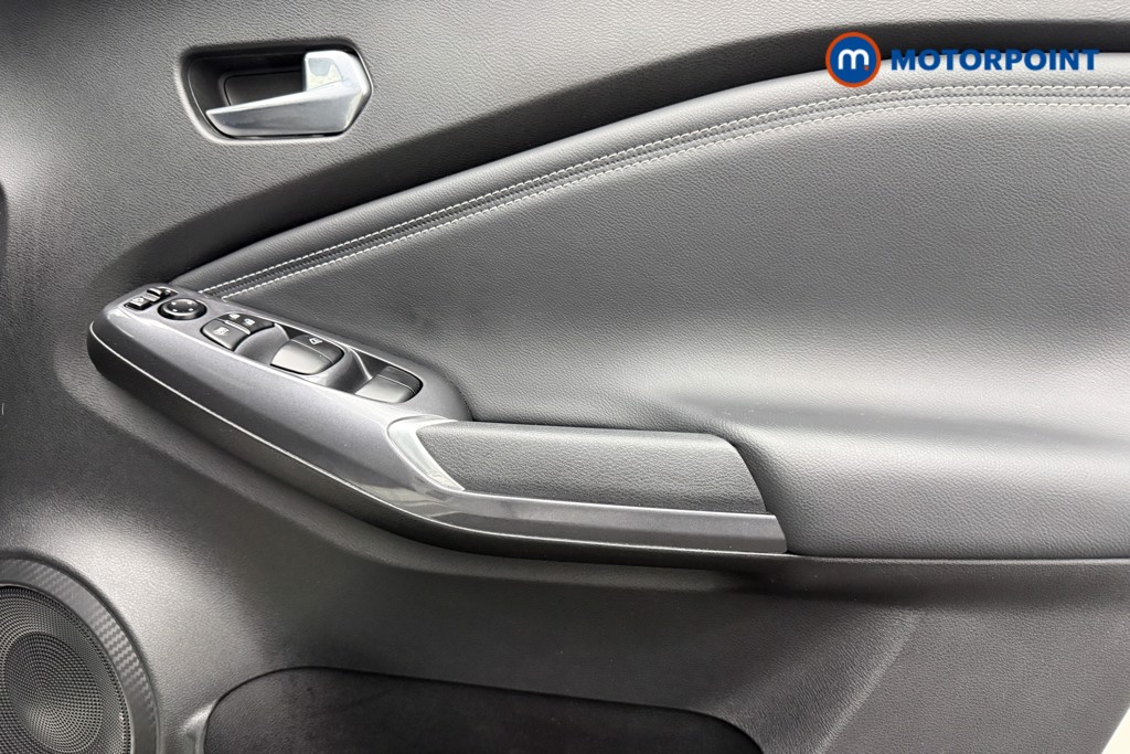 Nissan Juke N-Connecta Automatic Petrol SUV - Stock Number (1600668) - 18th supplementary image