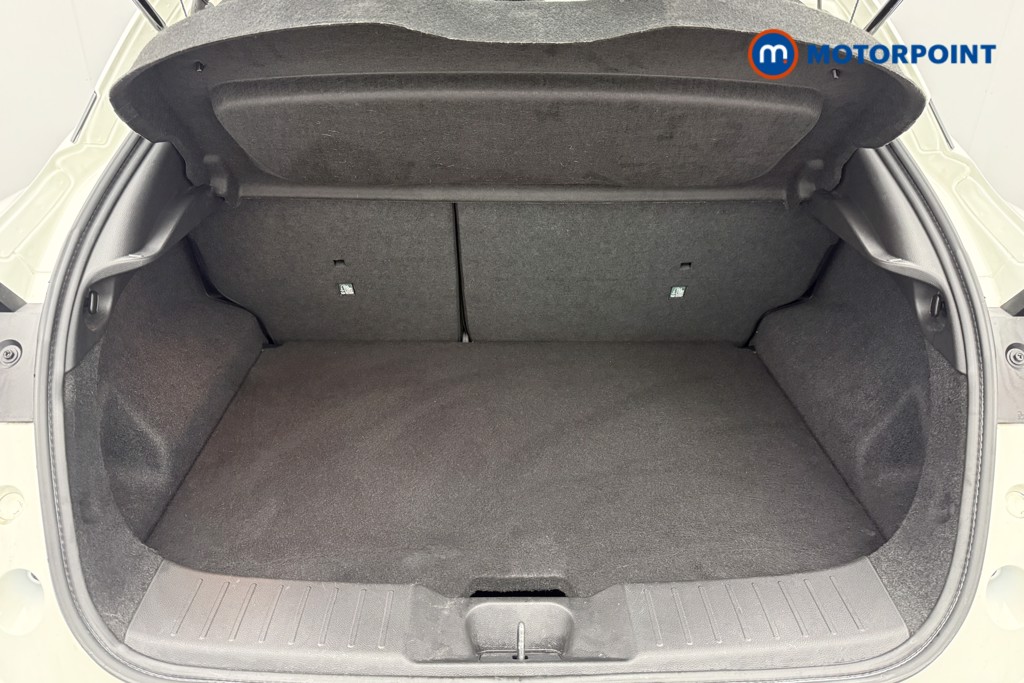 Nissan Juke N-Connecta Automatic Petrol SUV - Stock Number (1600668) - 22nd supplementary image