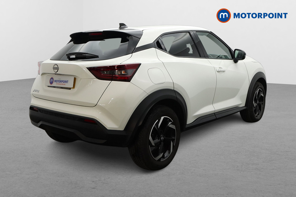 Nissan Juke N-Connecta Automatic Petrol SUV - Stock Number (1600668) - Drivers side rear corner