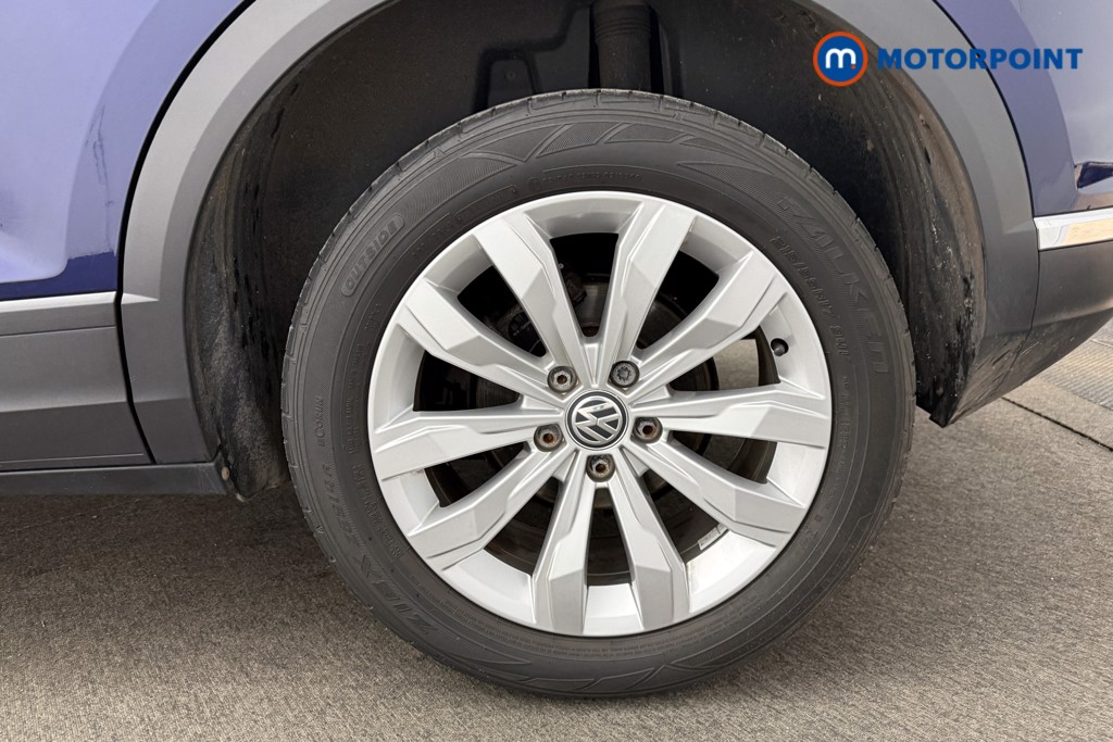 Volkswagen T-Roc SE Manual Diesel SUV - Stock Number (1600950) - 7th supplementary image