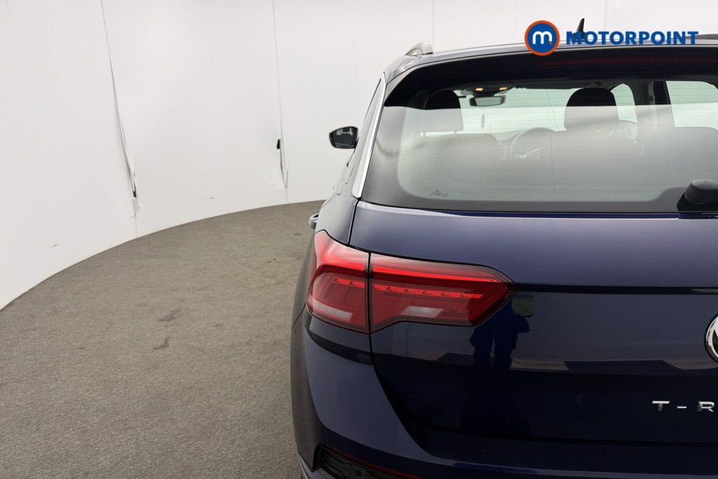 Volkswagen T-Roc SE Manual Diesel SUV - Stock Number (1600950) - 8th supplementary image